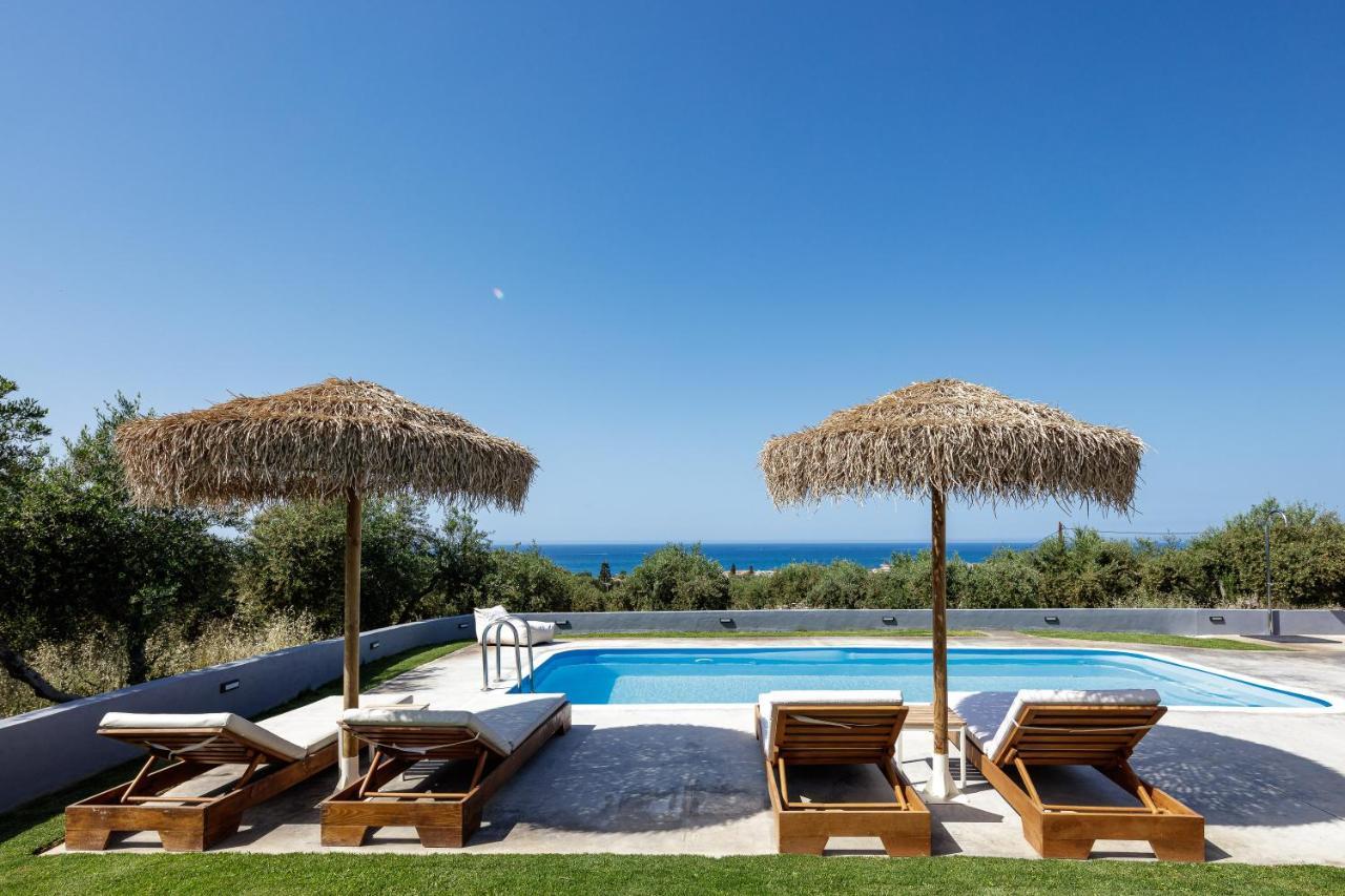 Gramvella Resort Adelianos Kampos Exterior foto